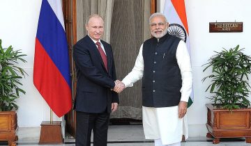 Rusia e India abandonan el dólar estadounidense