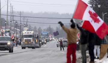 Canadienses protestan contra la vacunación obligatoria de camioneros