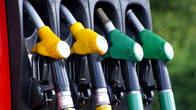 ¿Cuánto costará llenar el tanque de gasolina en Centroamérica?
