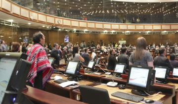 Parlamento ecuatoriano retoma debate sobre destitución de Lasso
