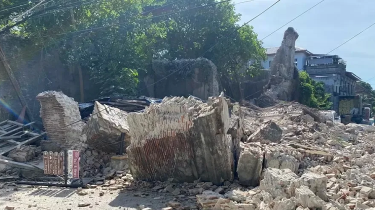 Terremoto de grandes dimensiones en Filipinas 